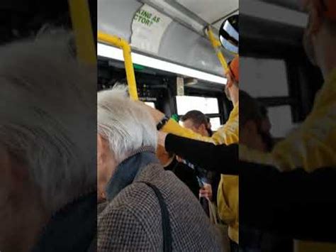 Sep 2, 2017 · watch video-woman openly allows man to insert his fingers into her ”otu” on a metro bus September 02, 2017 LAGOSPAROL Reader Sent this crazy video of a beautiful woman being fingered on a metro Bus (Commercial bus)…What is the world turning into? ... 